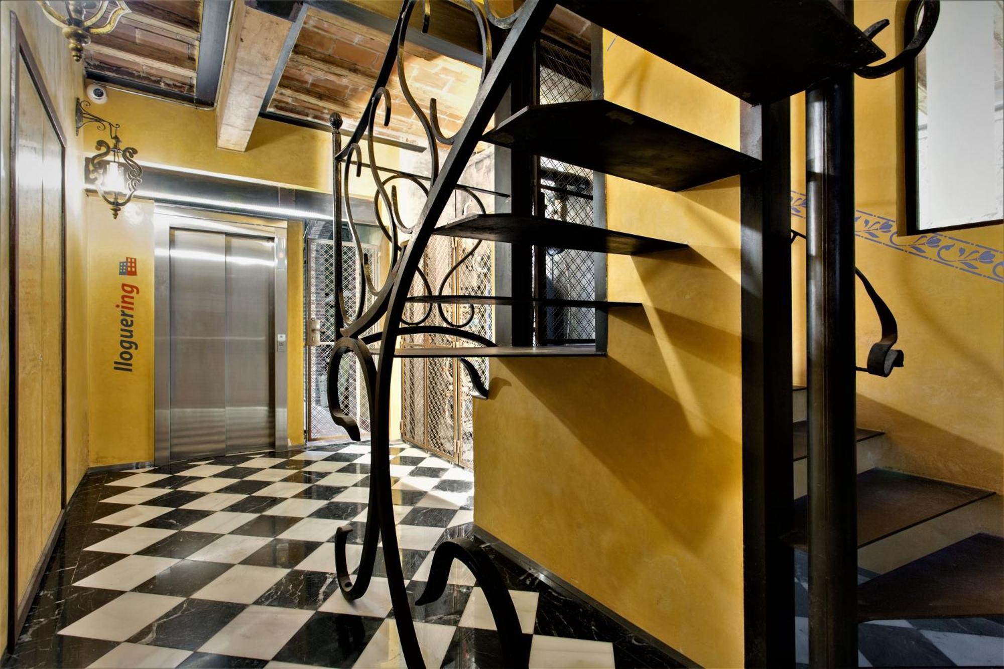 Barcelona Classic Palau Apartments, Barcelona